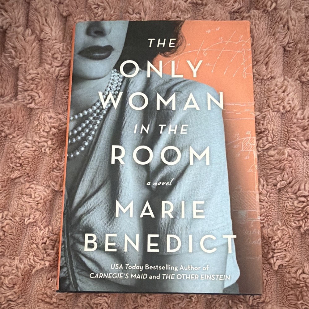 The Only Woman in the Room‎ Marie Benedict Paperback English Historical Fiction